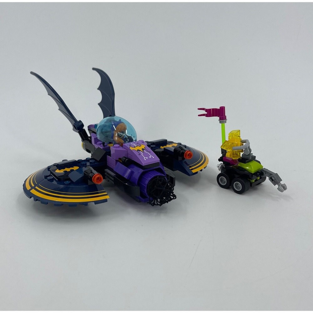 Lego DC Super Hero Girls Batgirl Batjet Chase Set 41230 - 100% Complete